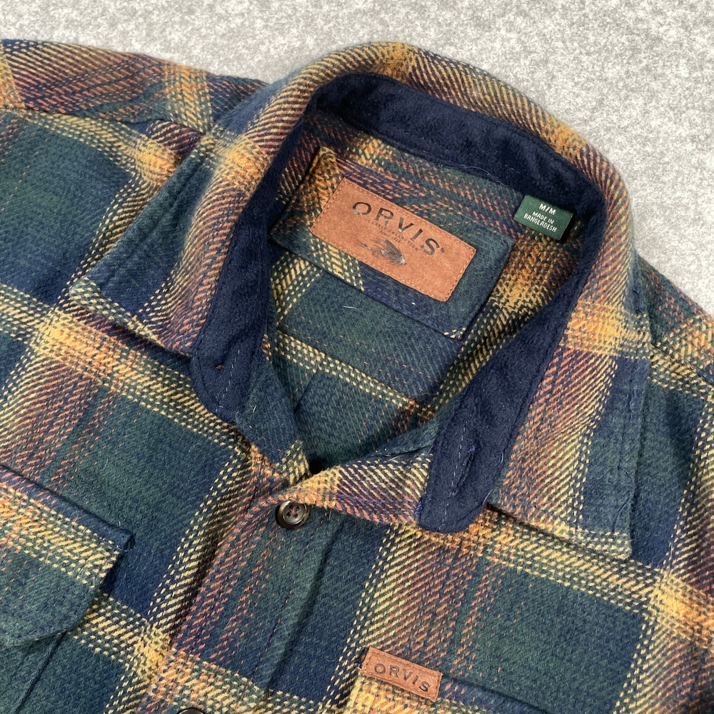 Orvis Mens Flannel Shacket Shirt Size M Green Plaid Long Sleeve Heavy Button